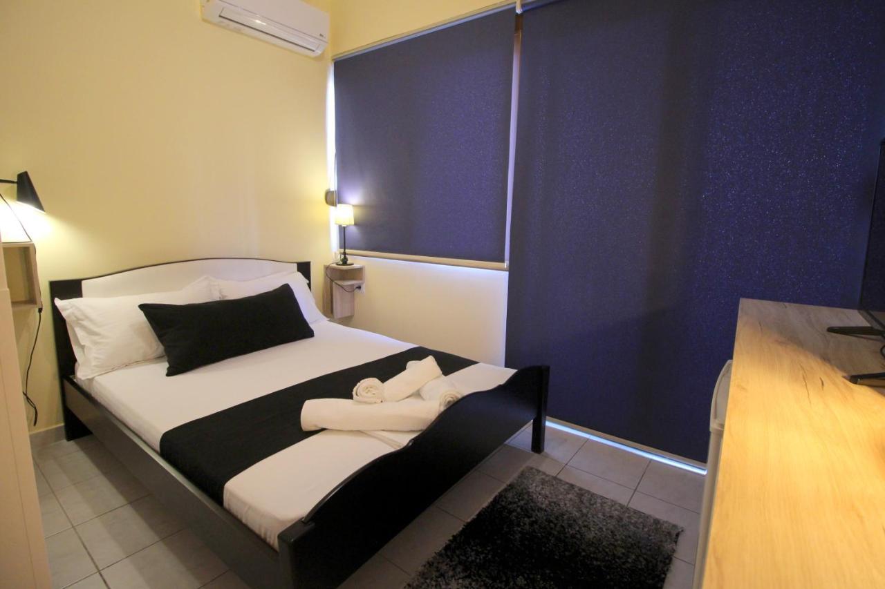 Jericho Rooms Sarandë エクステリア 写真