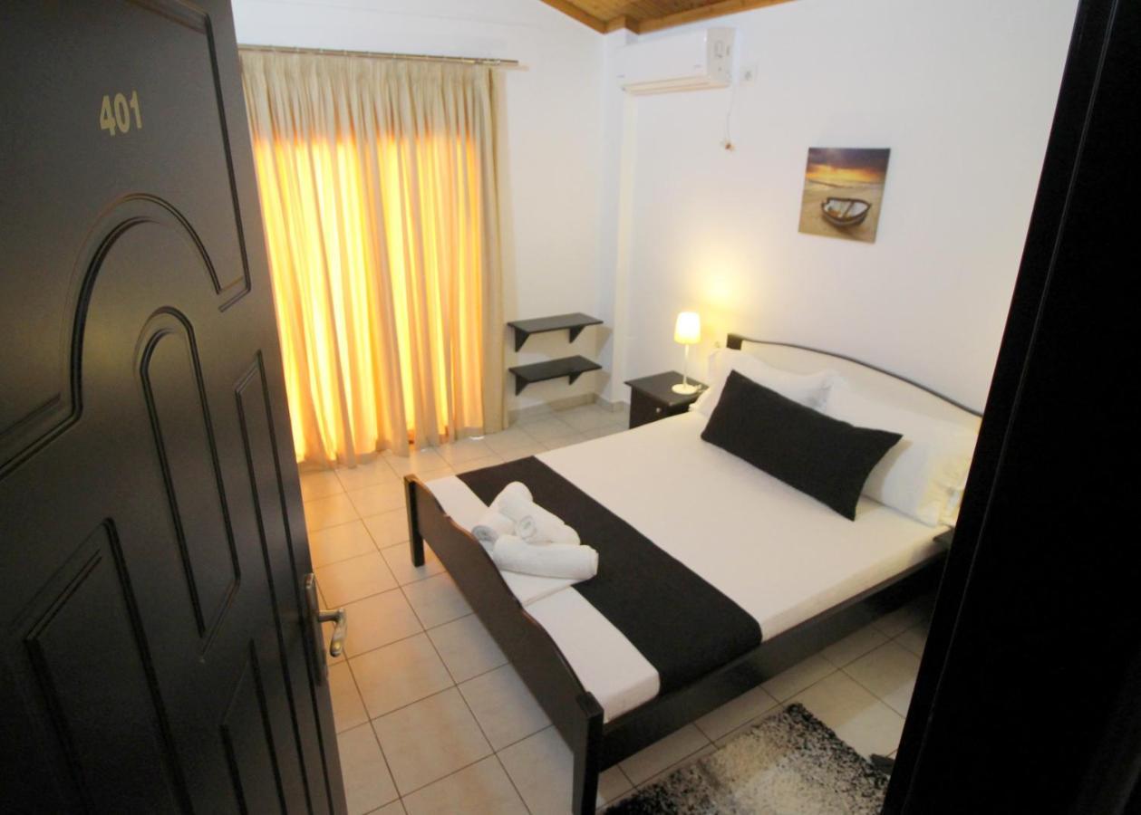 Jericho Rooms Sarandë エクステリア 写真