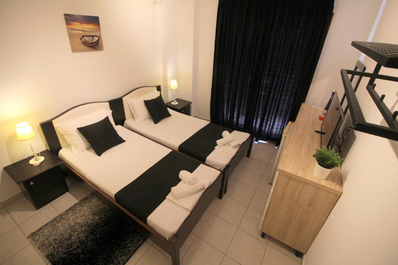 Jericho Rooms Sarandë エクステリア 写真