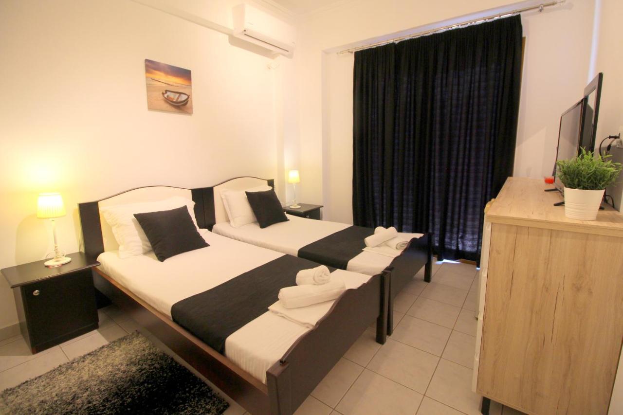 Jericho Rooms Sarandë エクステリア 写真