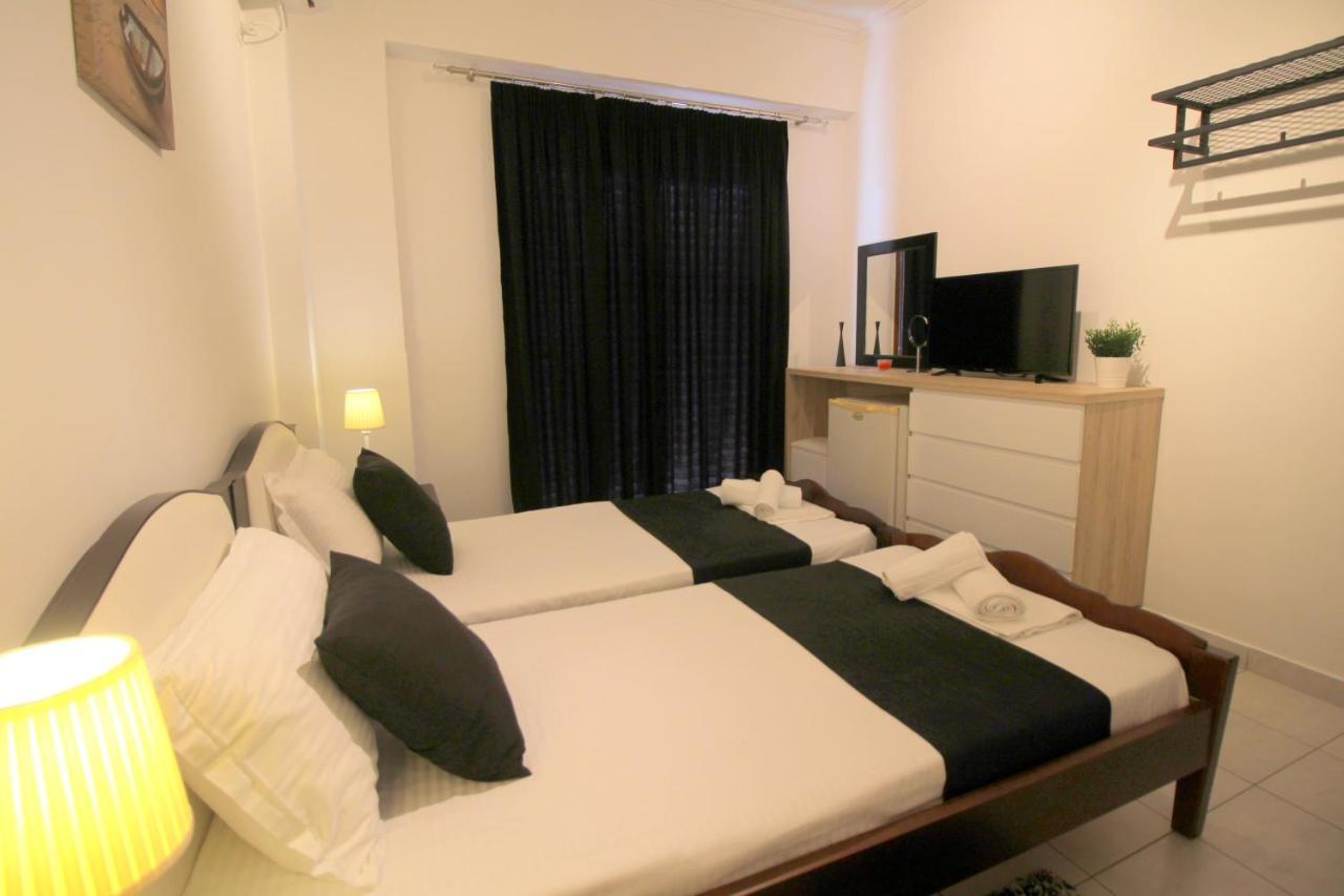 Jericho Rooms Sarandë エクステリア 写真